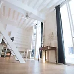 Romantic Studio Loft Rue Du Bac