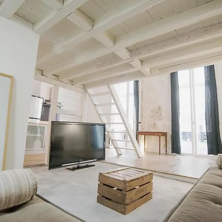 Apartment Romantic Loft Rue Du Bac