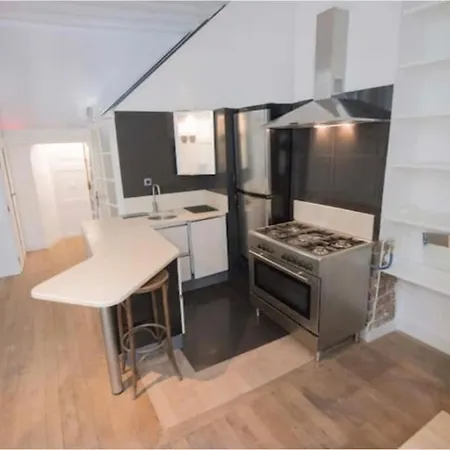 Apartment Romantic Loft Rue Du Bac Paris